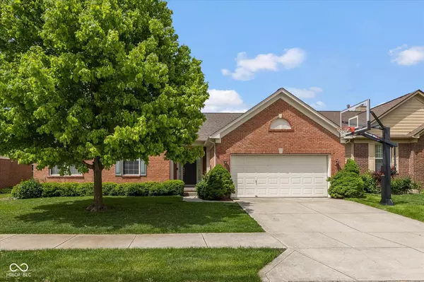 14018 Powder DR, Carmel, IN 46033