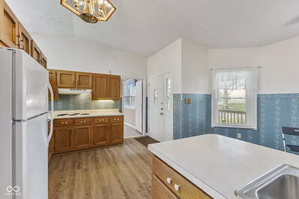 Indianapolis, IN 46239,5039 Five Points RD