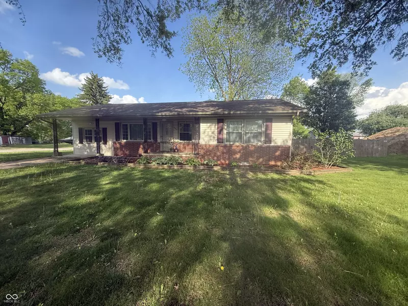 404 S 5th ST, Cayuga, IN 47928