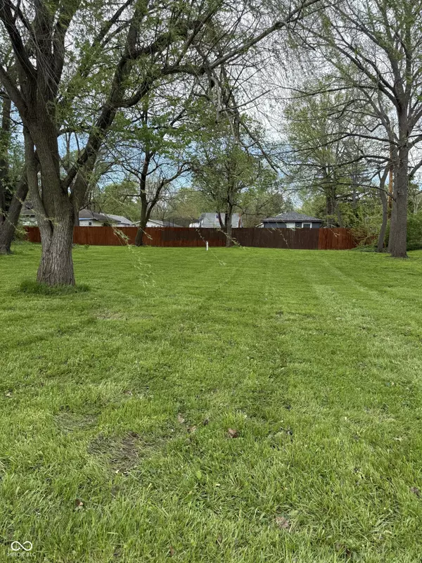 Noblesville, IN 46062,253 Riverwood DR