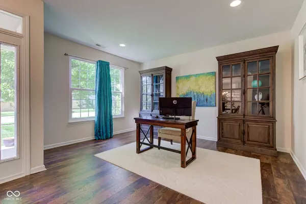 Indianapolis, IN 46260,1238 Aggie LN