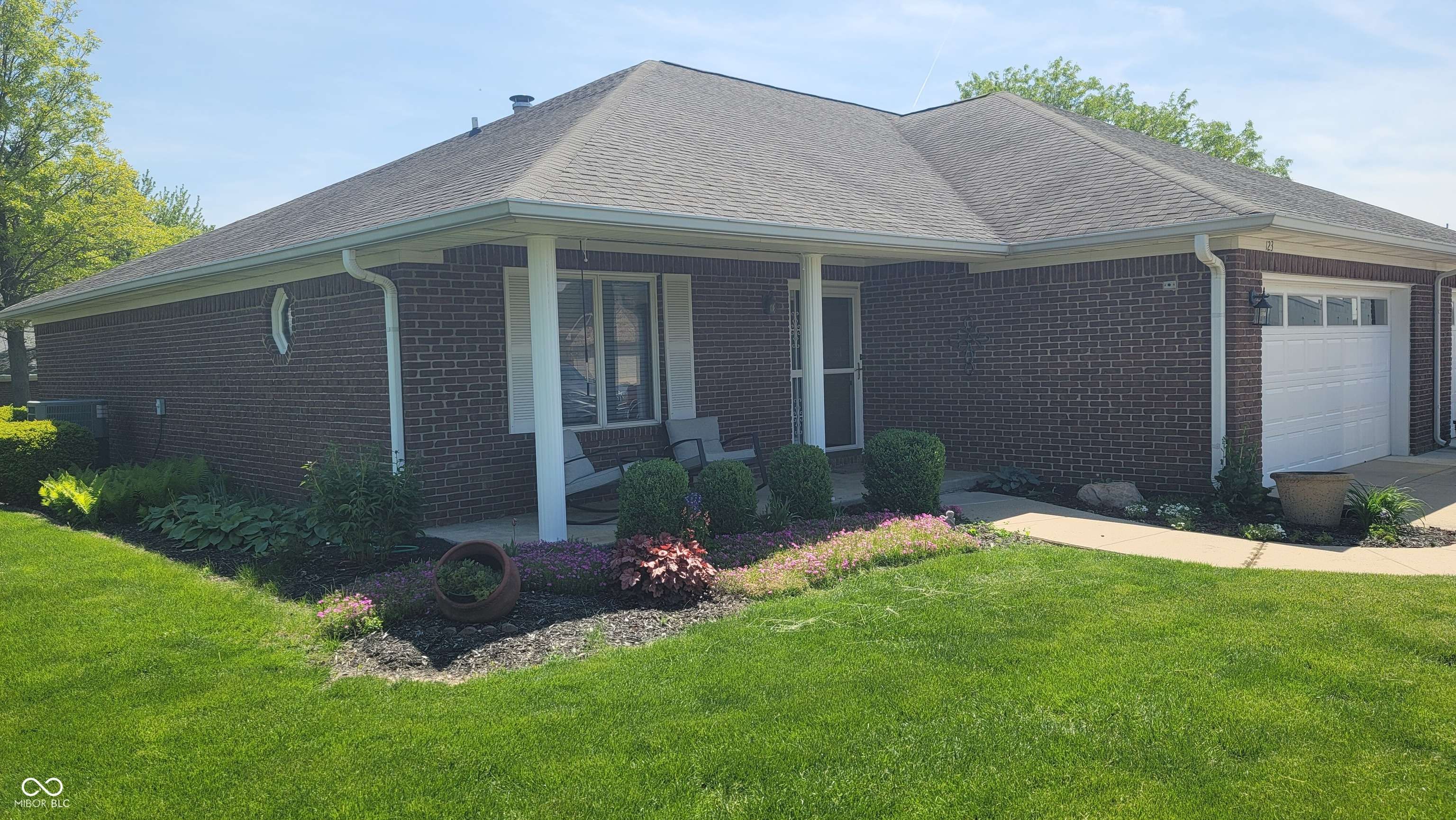 123 Old Farm RD, Danville, IN 46122