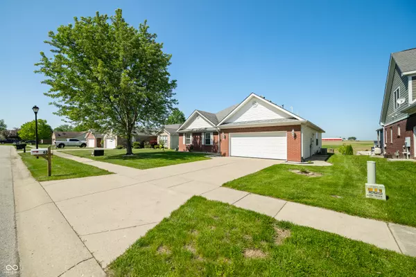 Trafalgar, IN 46181,40 Clear Spring LN