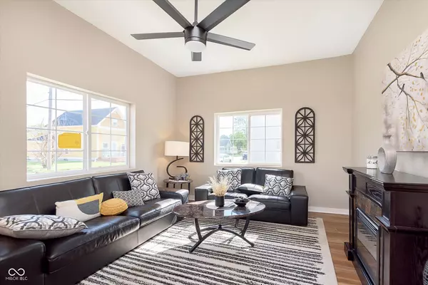 Elwood, IN 46036,1609 S G ST