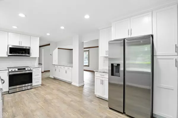 Carmel, IN 46033,781 Dayton DR