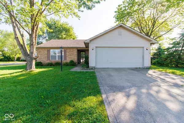18021 Sanibel CIR,  Westfield,  IN 46062