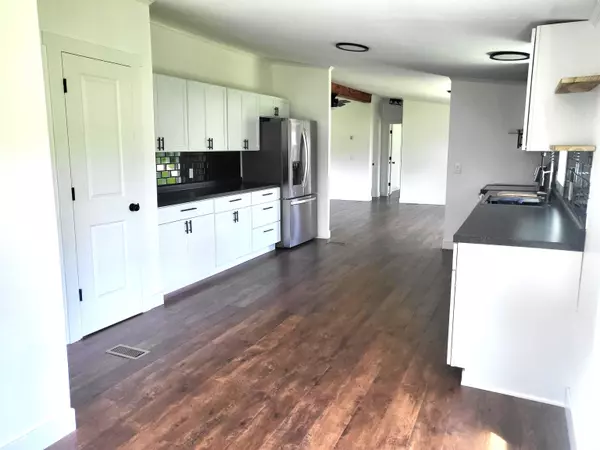 Elizabethtown, IN 47232,9190 W County Road 950 N