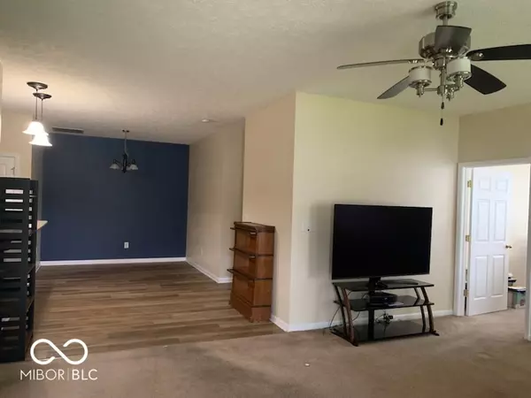 Indianapolis, IN 46217,2520 Big Bear LN