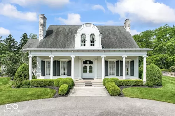 7182 Hunt Club DR, Zionsville, IN 46077