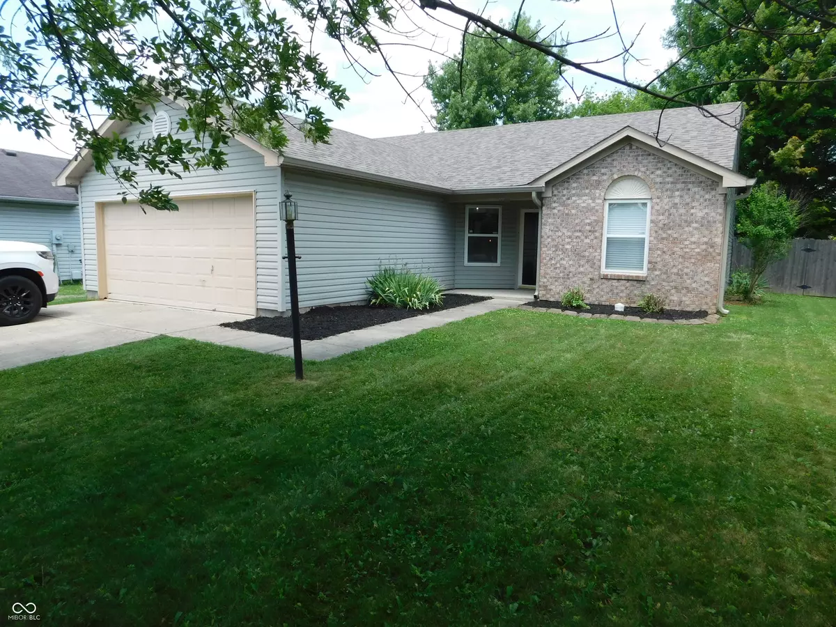 Greenfield, IN 46140,1612 Prairieview LN