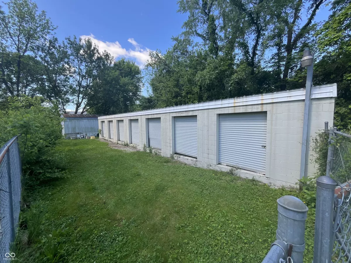 Terre Haute, IN 47805,3741 E Tuttle AVE