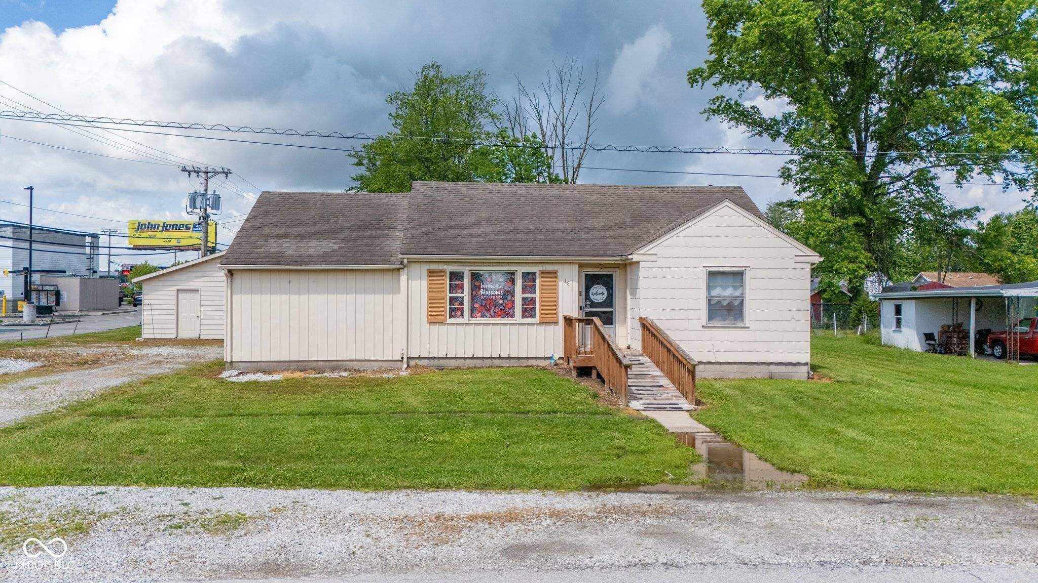 Scottsburg, IN 47170,36 Forest AVE
