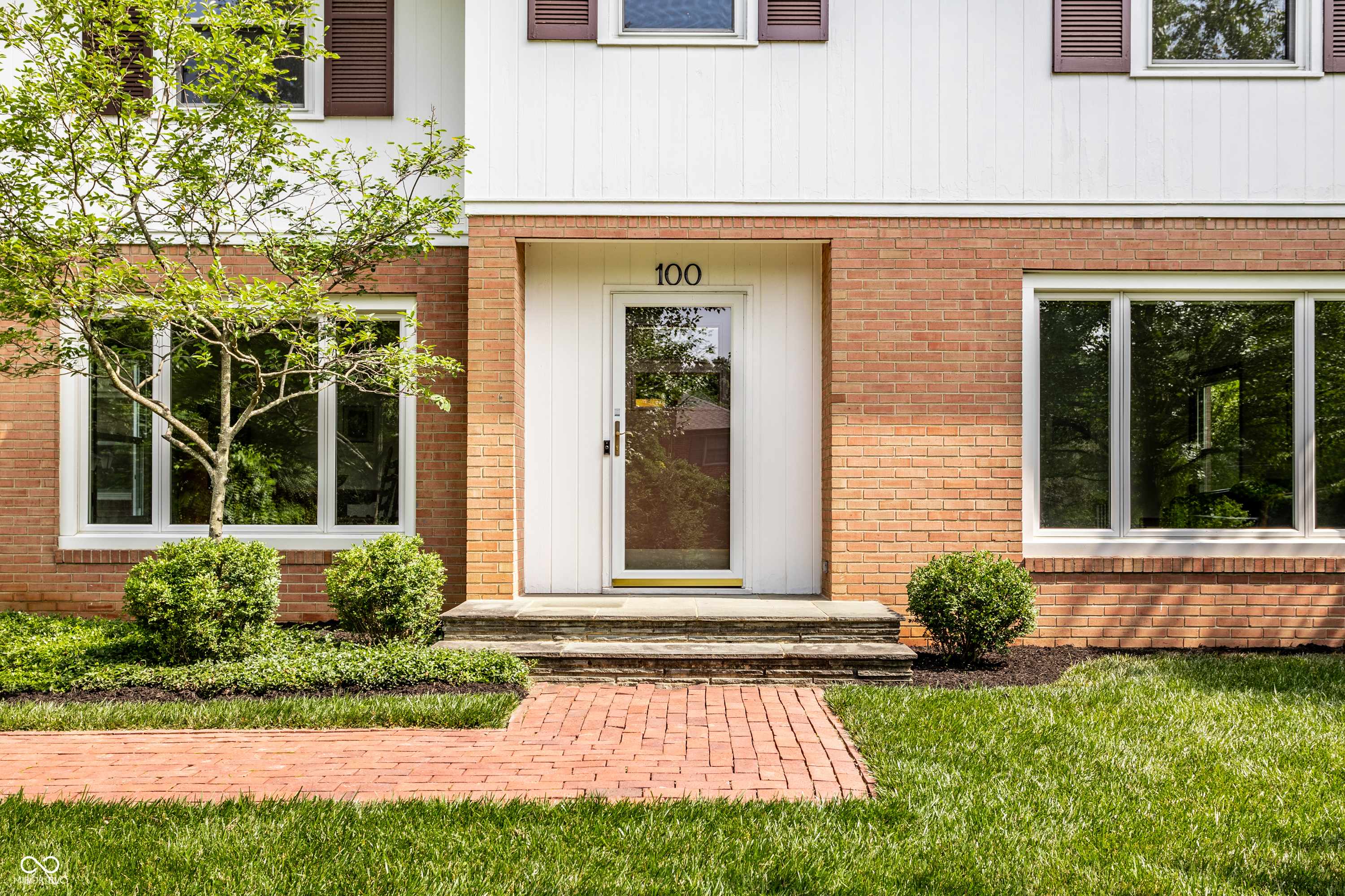 Indianapolis, IN 46260,100 Wellington RD