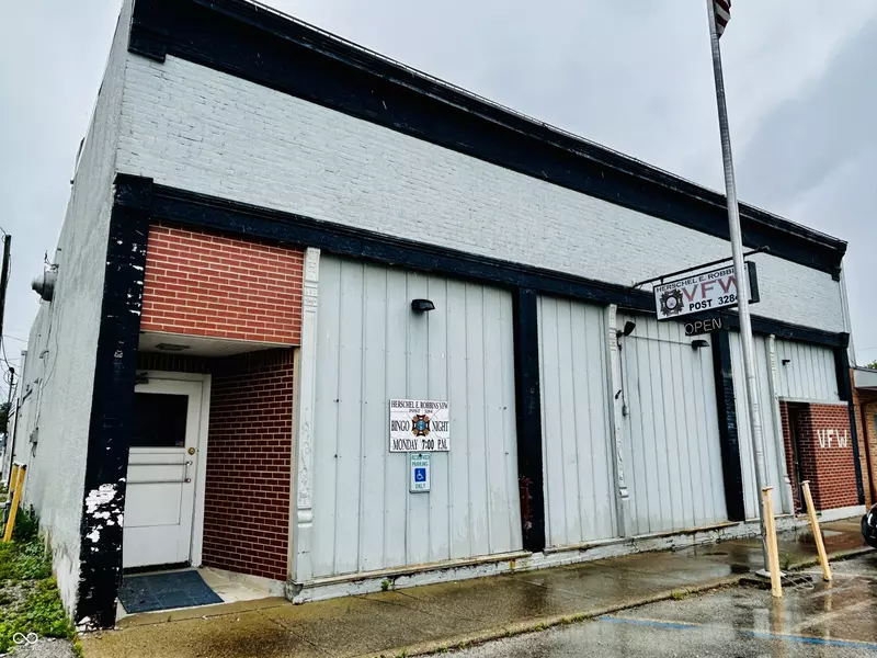 206 N Meridian ST, Roachdale, IN 46172