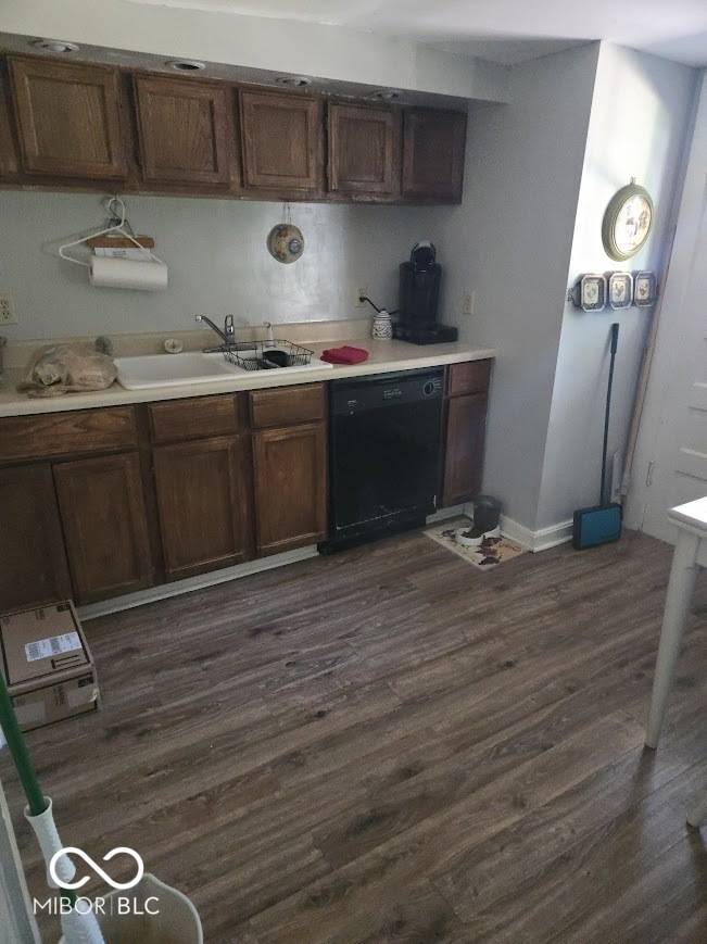 Indianapolis, IN 46240,1212 River Heights DR