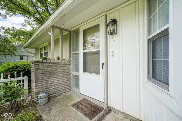 Indianapolis, IN 46268,2807 Westleigh DR