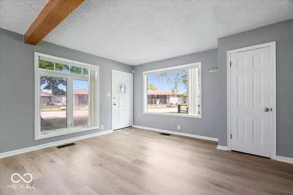 Indianapolis, IN 46205,4809 Allisonville RD