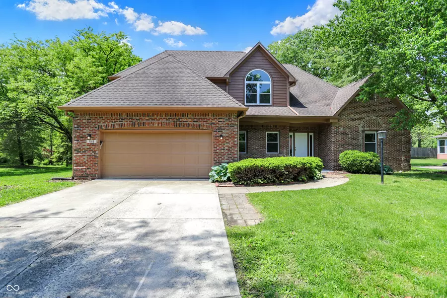 7513 Pine Royal DR, Indianapolis, IN 46256