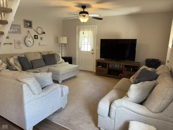 Whiteland, IN 46184,309 Arlington DR