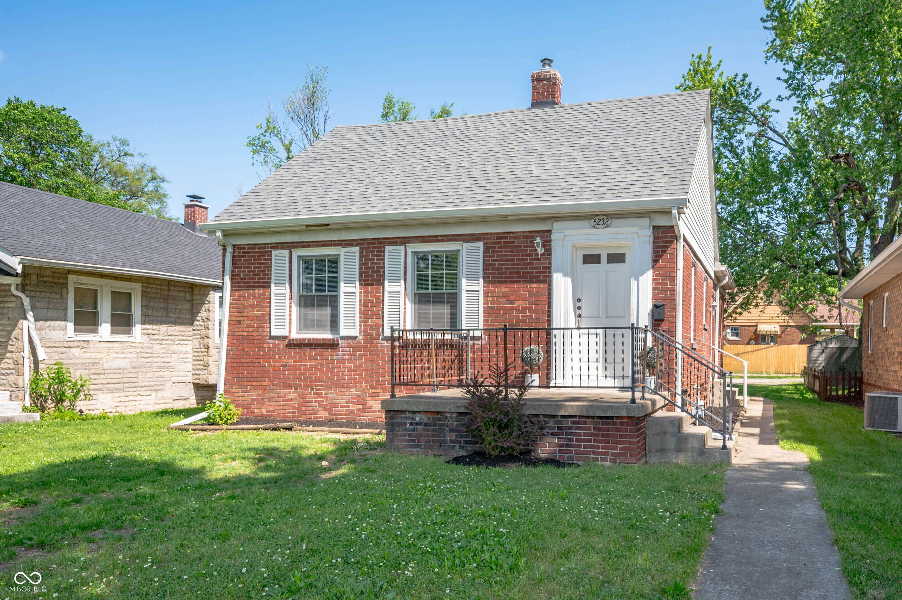 5232 E 10th ST, Indianapolis, IN 46219