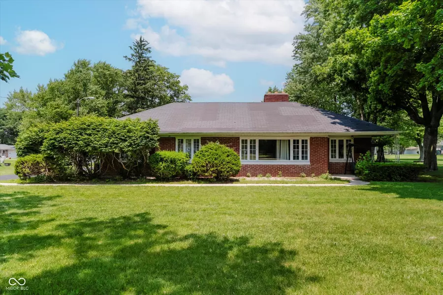 4232 Linden LN, Anderson, IN 46011