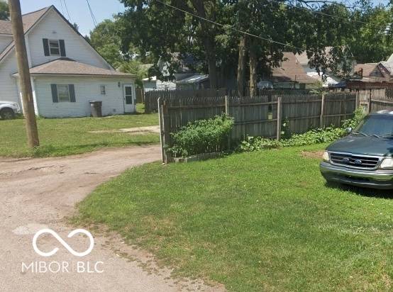 Indianapolis, IN 46222,2812 Wilcox ST