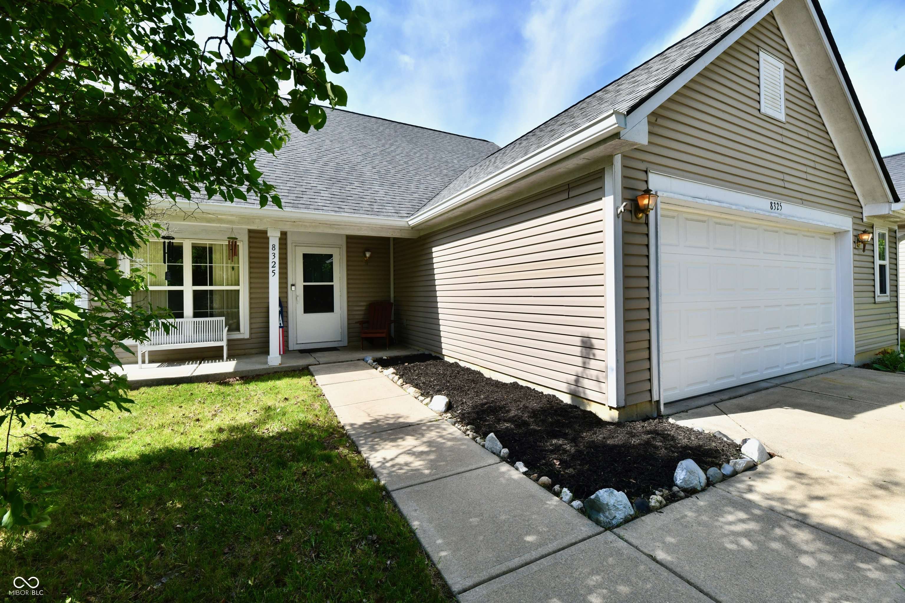 8325 Chesterhill LN, Indianapolis, IN 46239