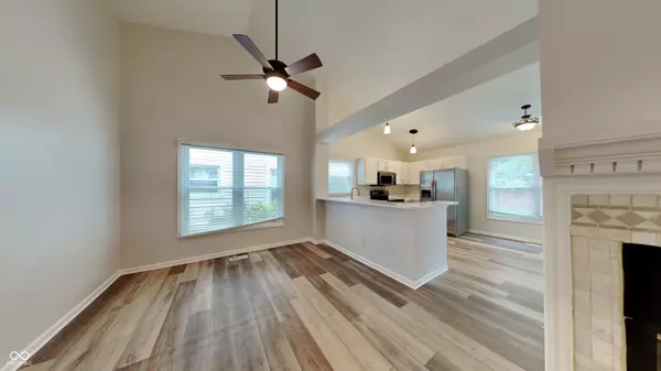 Indianapolis, IN 46236,7859 Chesapeake DR E