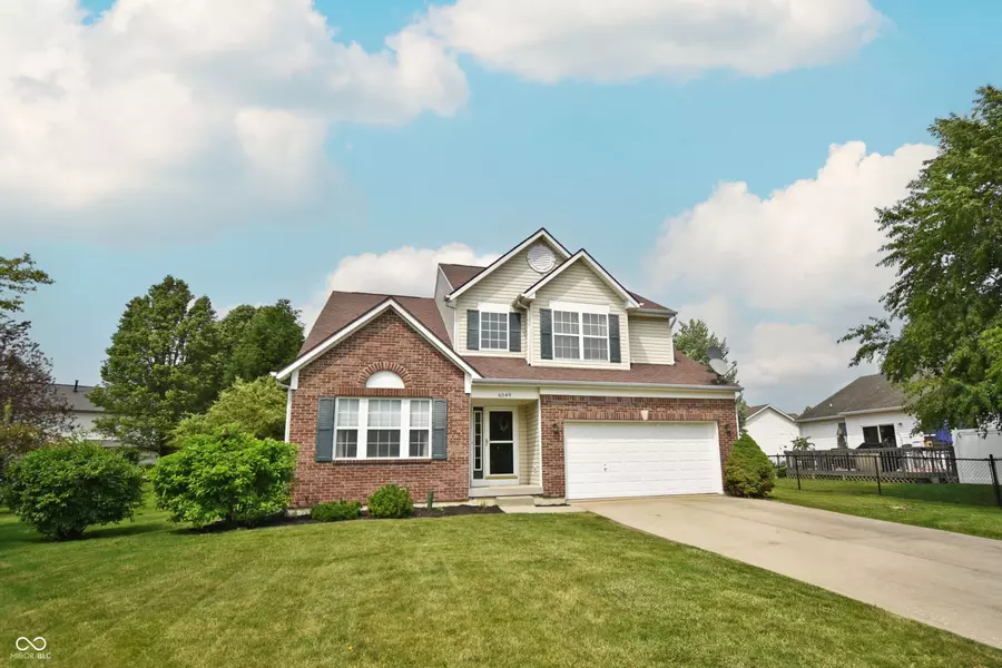 6549 Wilshire PL, Zionsville, IN 46077