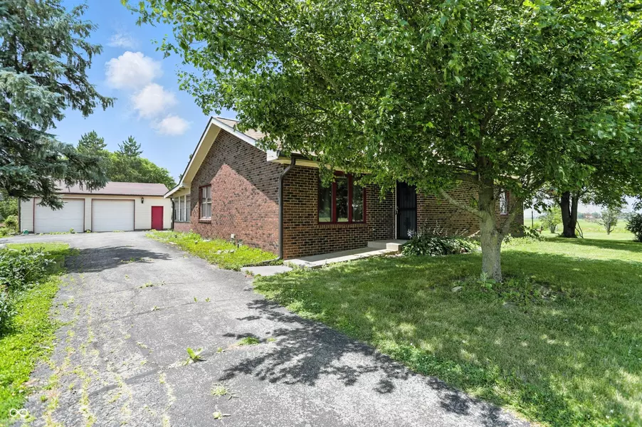 25420 Jerkwater RD, Sheridan, IN 46069