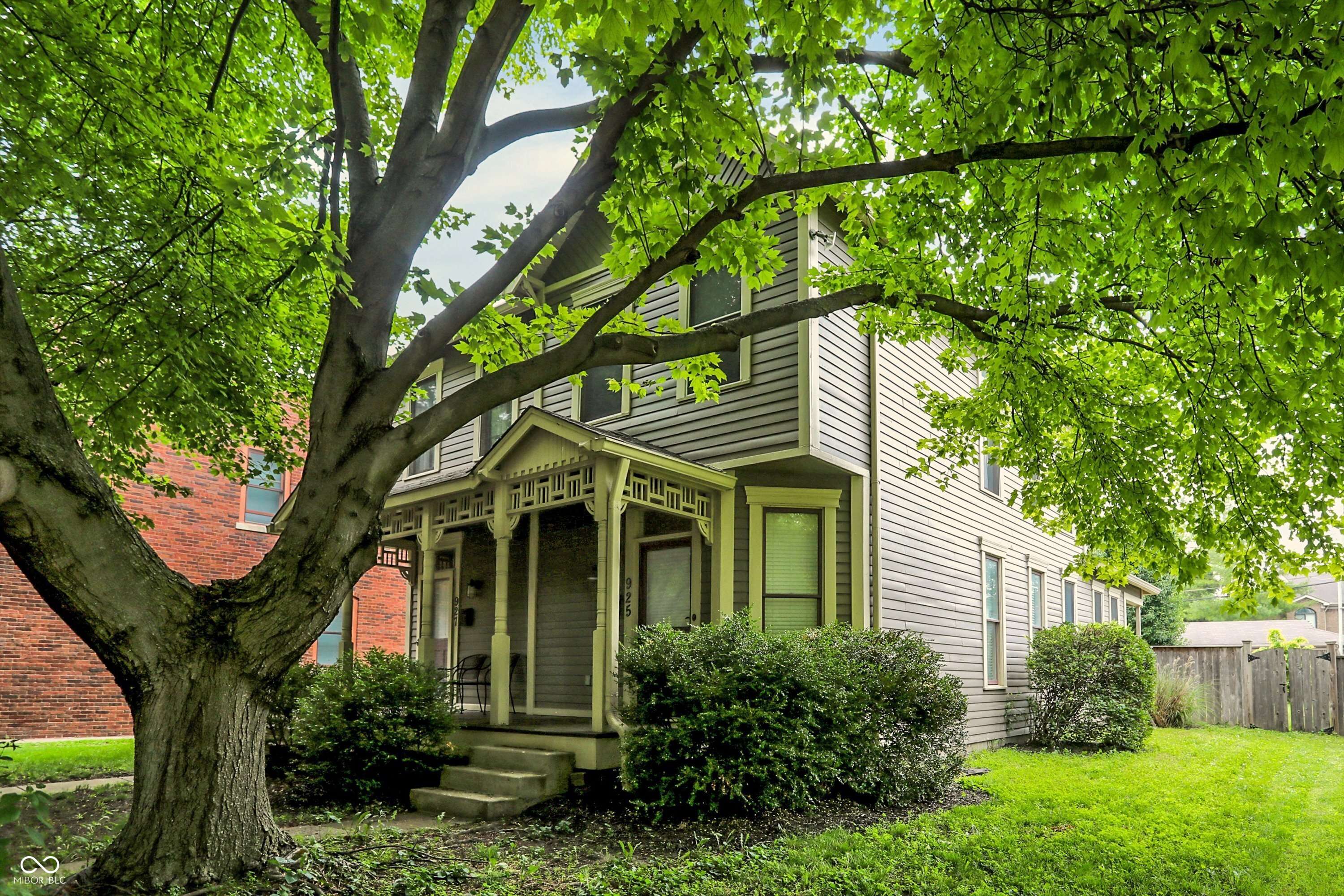 Indianapolis, IN 46202,925 Fayette ST