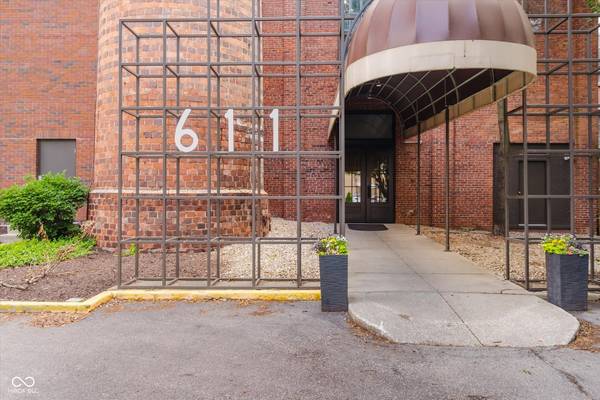 611 N Park AVE #108, Indianapolis, IN 46204