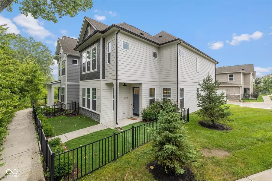 17399 Dovehouse LN, Westfield, IN 46074