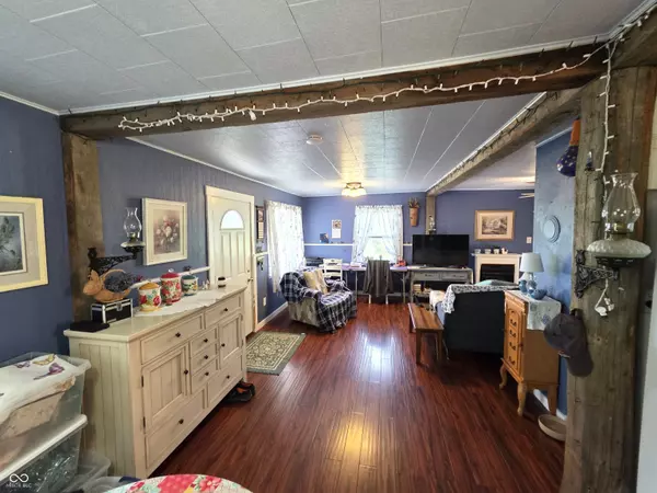 Holton, IN 47023,1445 N County Road 300 W