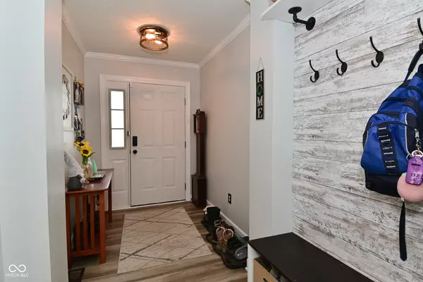 Indianapolis, IN 46113,7515 Brattle DR