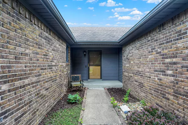 Plainfield, IN 46168,926 Brookside LN