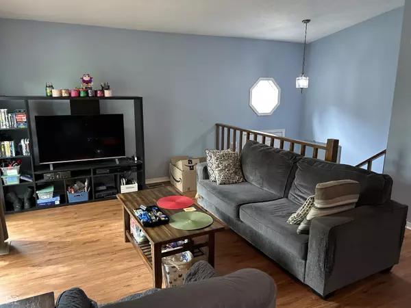Indianapolis, IN 46256,7580 Castleton Farms W DR