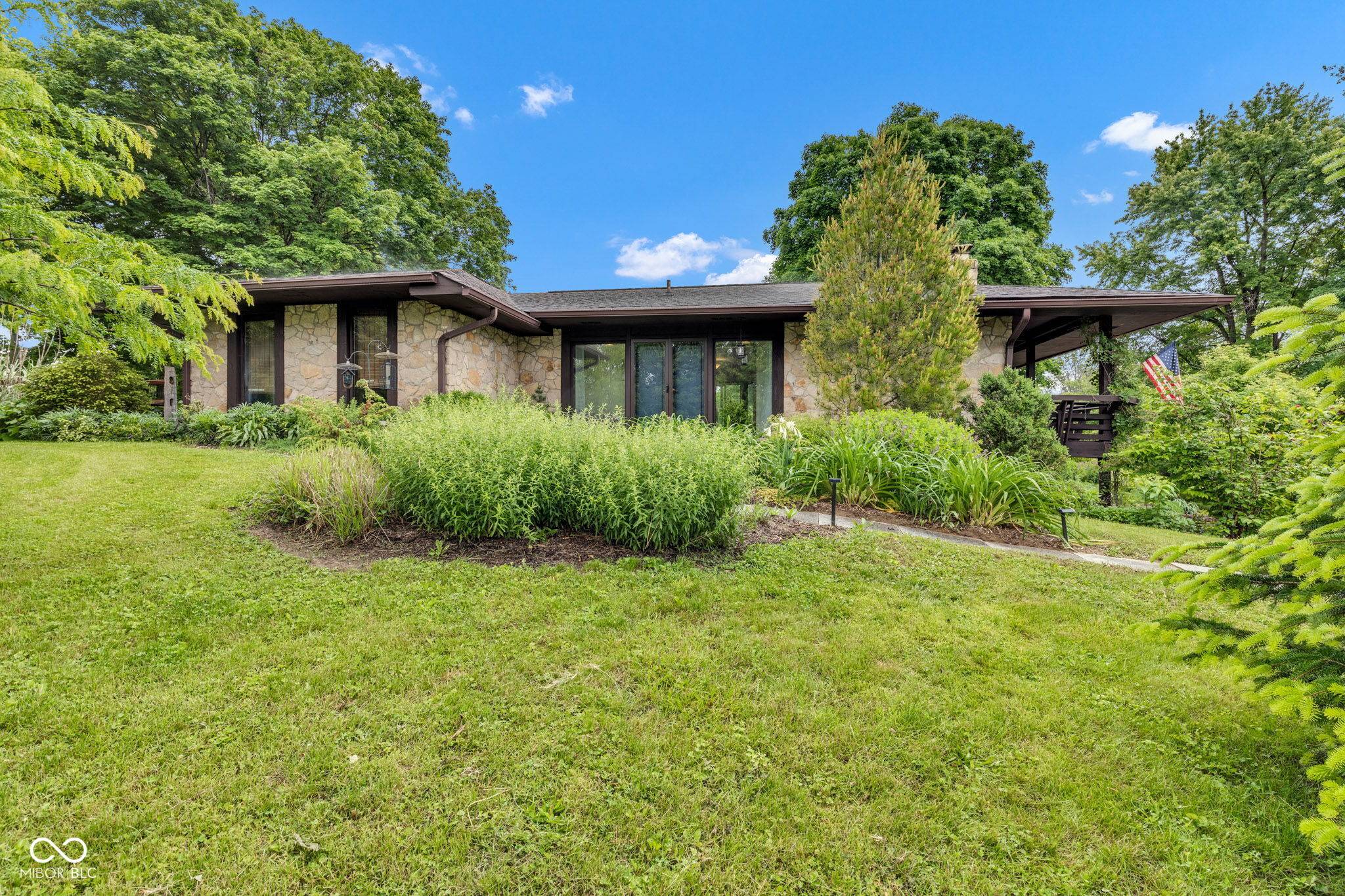 10444 N State Road 9, Fountaintown, IN 46130