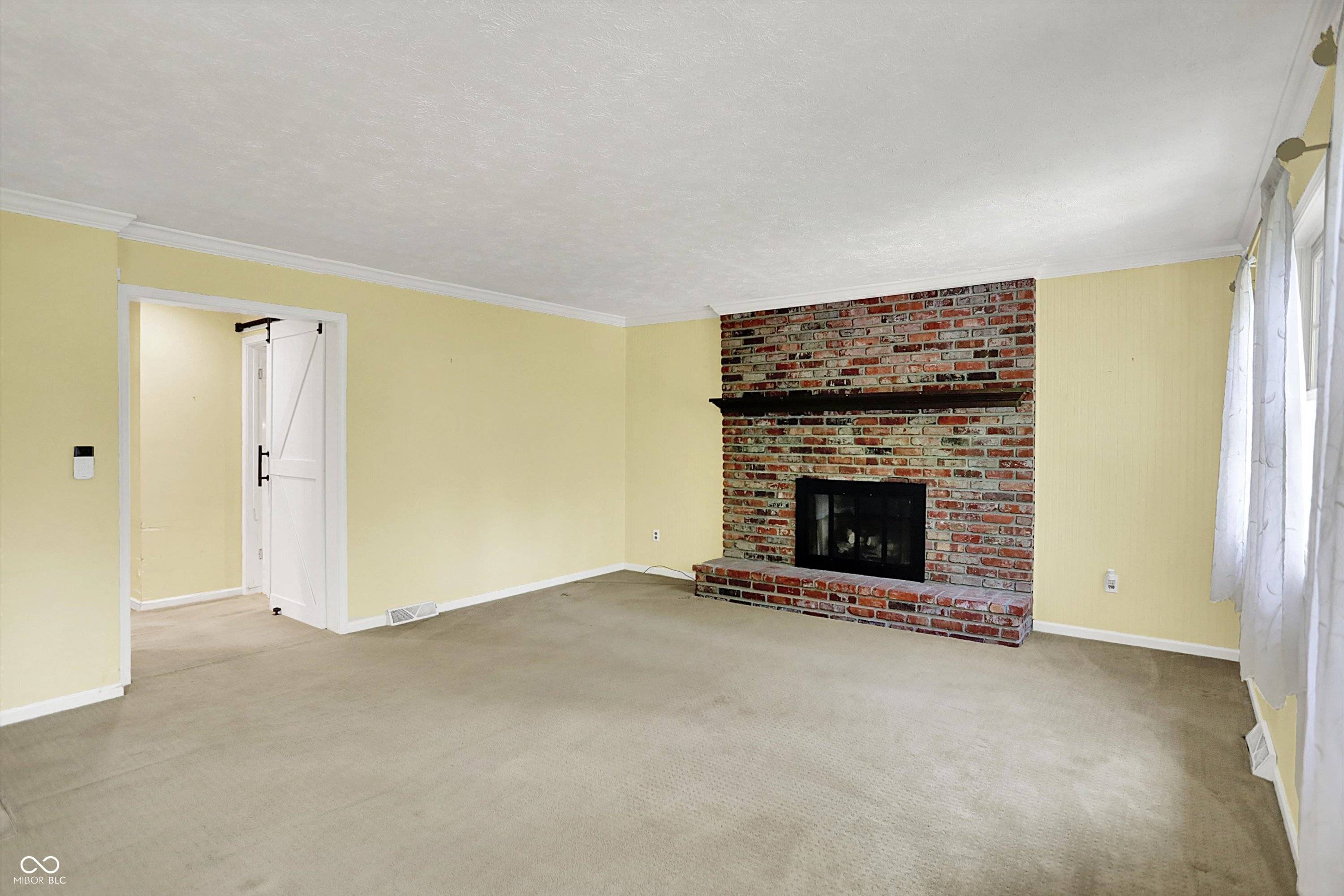 Indianapolis, IN 46227,3215 E Edgewood AVE