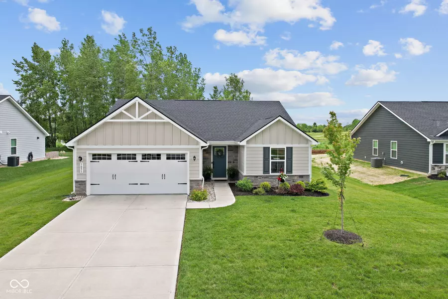 7051 E Bean Blossom DR, Camby, IN 46113