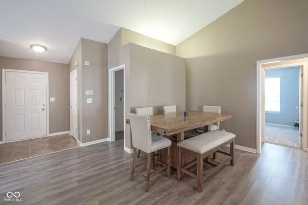 Indianapolis, IN 46236,7724 Blackthorn DR