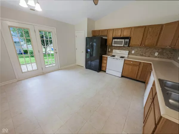 Indianapolis, IN 46214,2035 Theodore DR