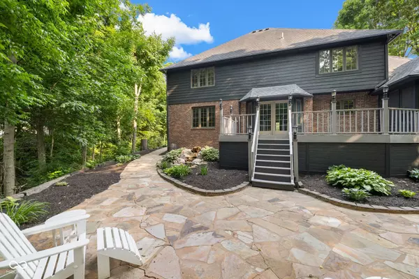 Avon, IN 46123,6350 Red Oak DR