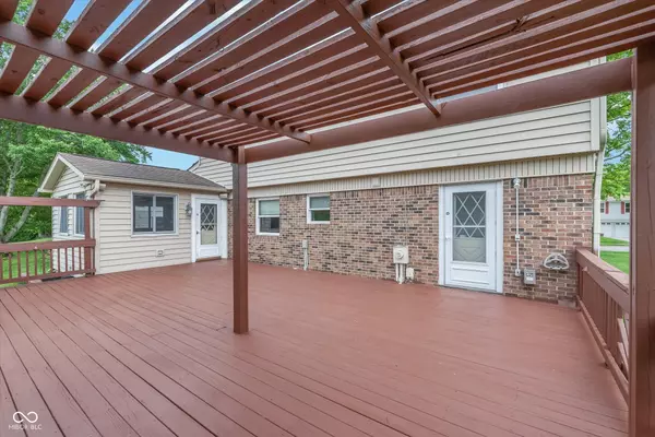 Indianapolis, IN 46256,8205 Picadilly LN