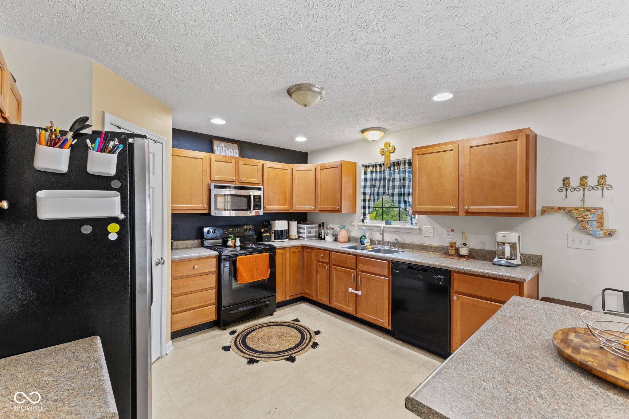Indianapolis, IN 46229,11614 Gosling DR