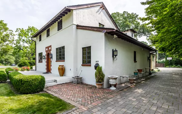 Indianapolis, IN 46220,5805 Forest LN