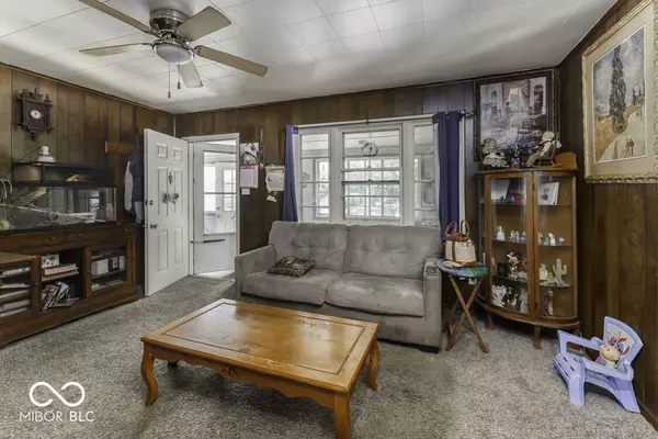 Indianapolis, IN 46219,719 Melvenia ST