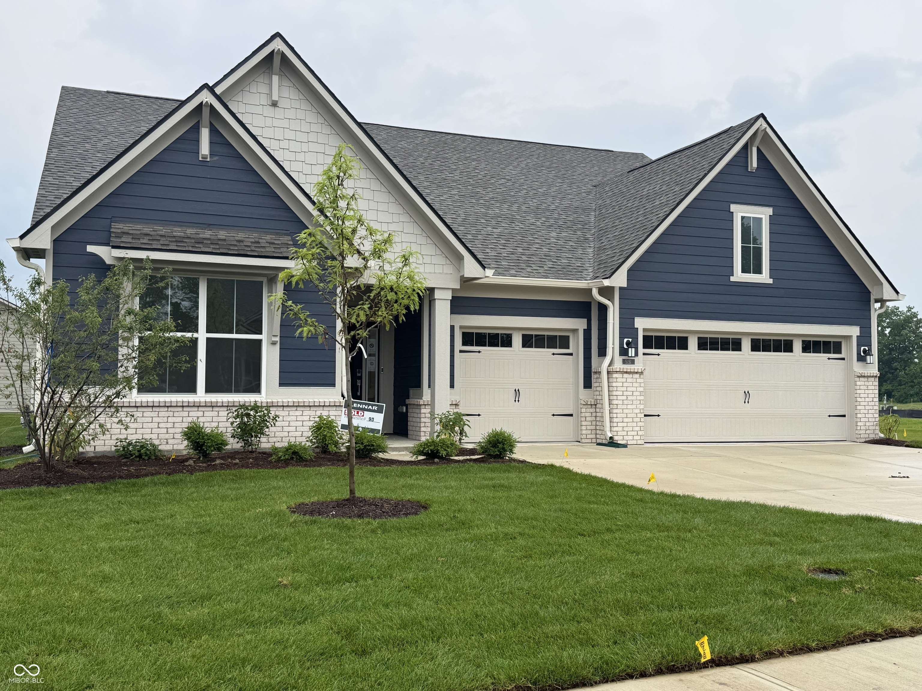 5151 Winnsboro DR, Mccordsville, IN 46055
