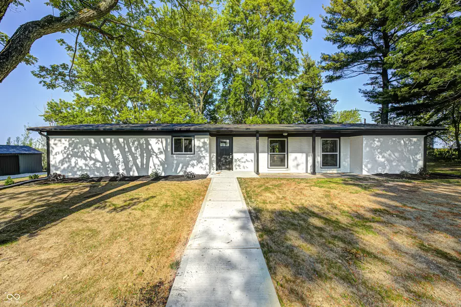 496 N County Road 325 W, Danville, IN 46122