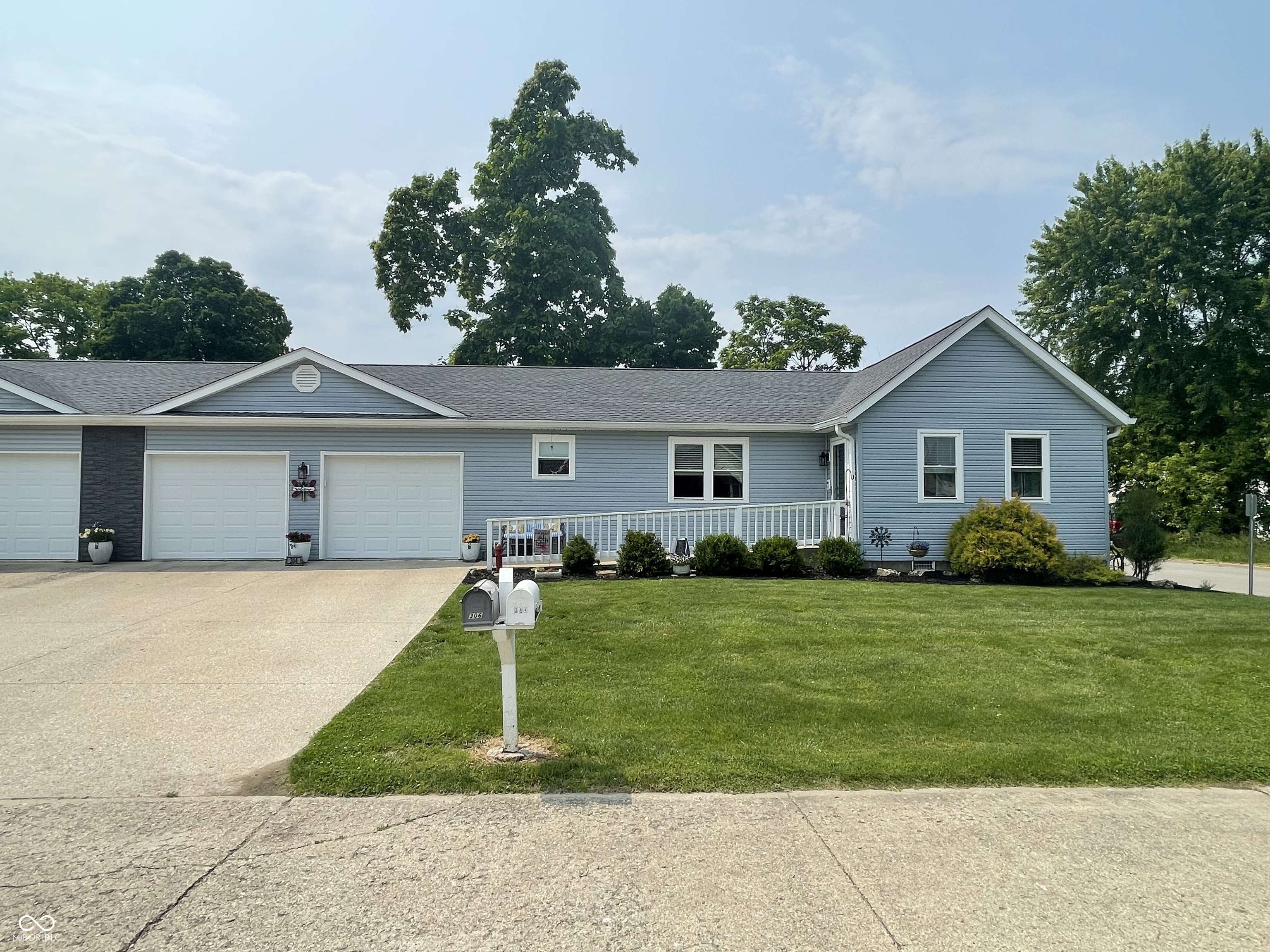 304 E Wayne ST, Spencer, IN 47460